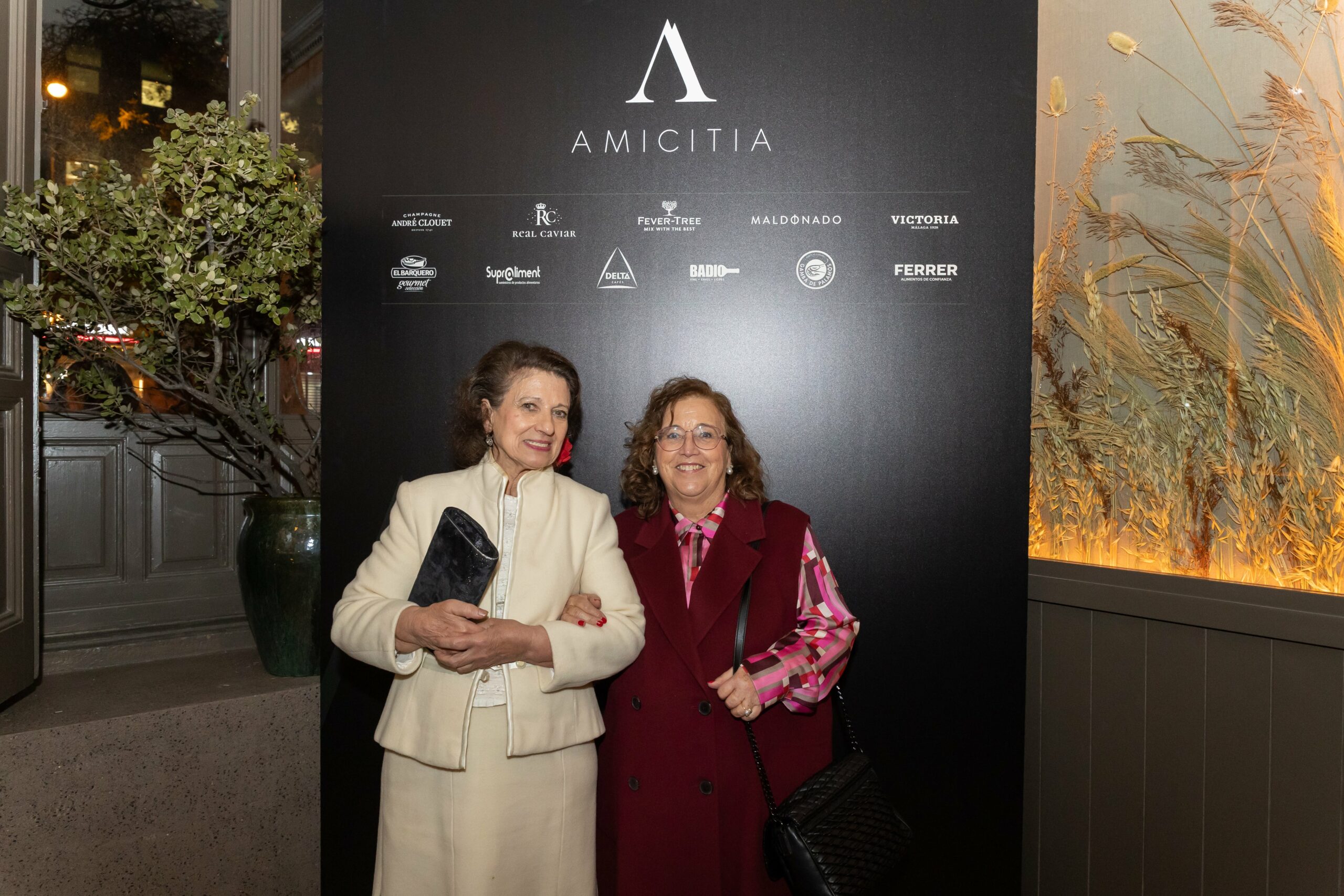 Celia Porras y Magdalena Álvarez